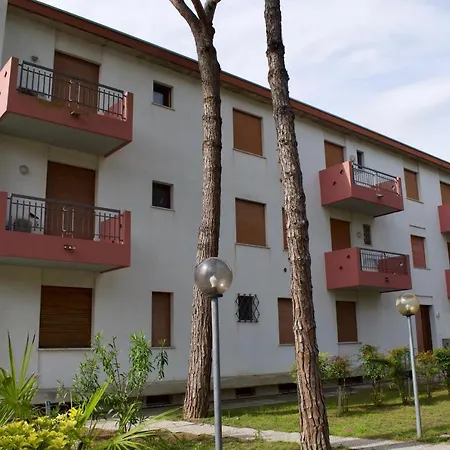 Cristina N.15 Apartman *